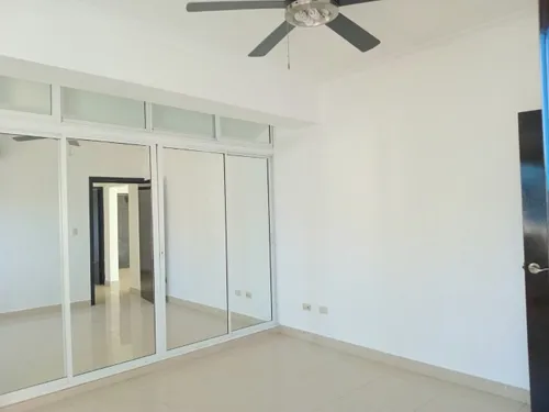 Venta De Hermoso Apartamento De Tres Habitaciones Foto 7274743-11.jpg