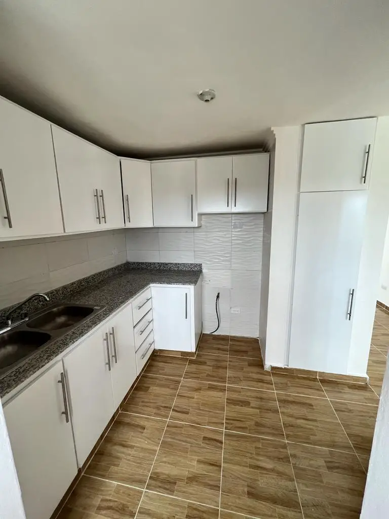 Vendo Apartamento en Santo Domingo Este  Foto 7274819-3.jpg