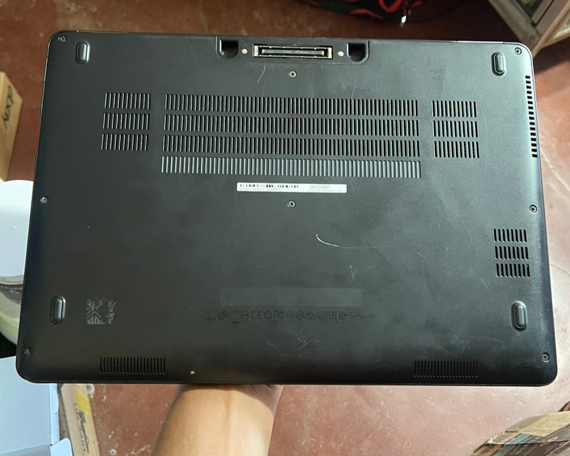 Dell Latitude 14 i7 6ta gen ssd 256gb 20gb ram 1 Mes de Garantia Foto 7274927-4.jpg