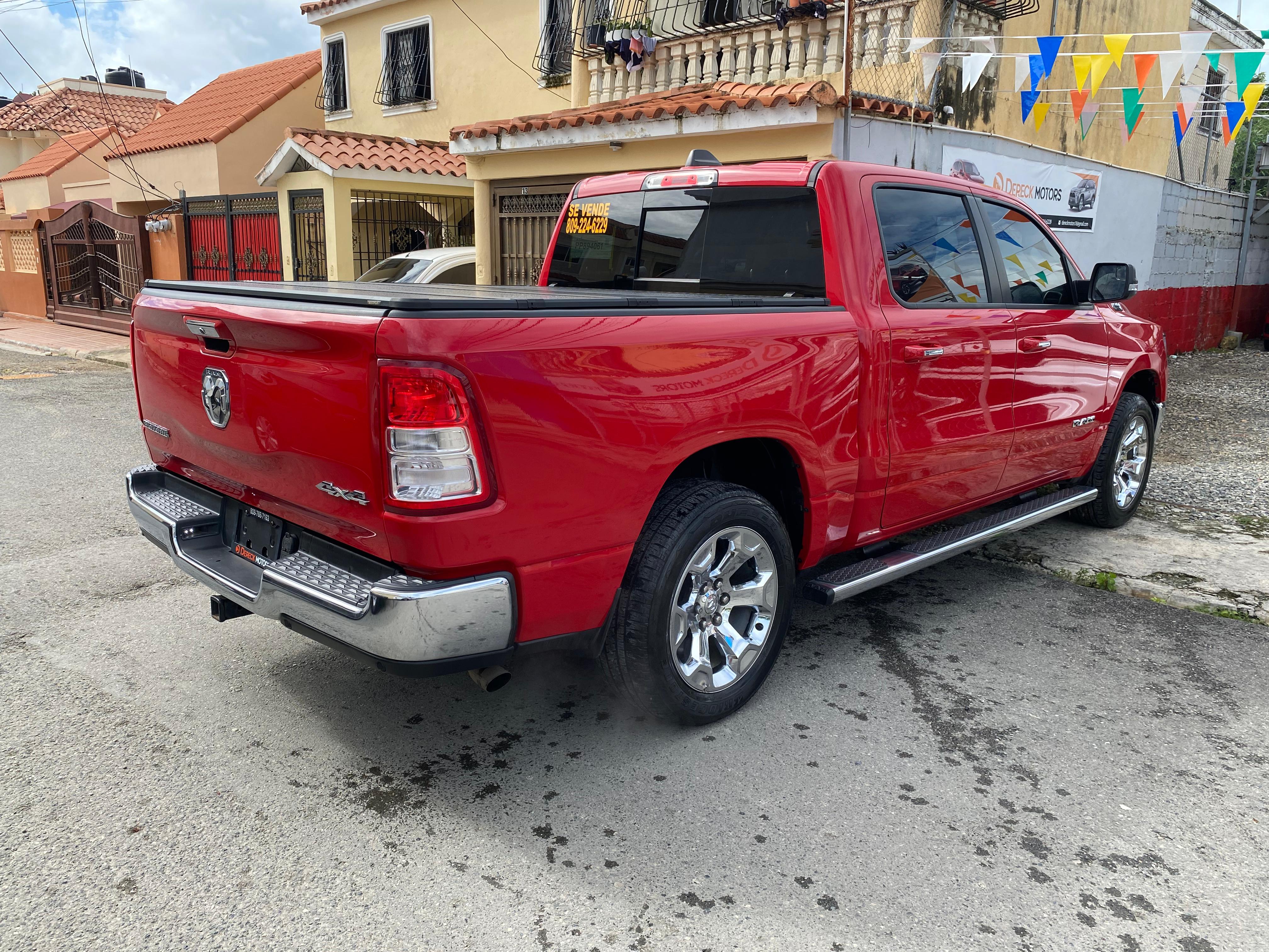 DODGE RAM 1500 BIGHORN 2019 Foto 7274980-4.jpg
