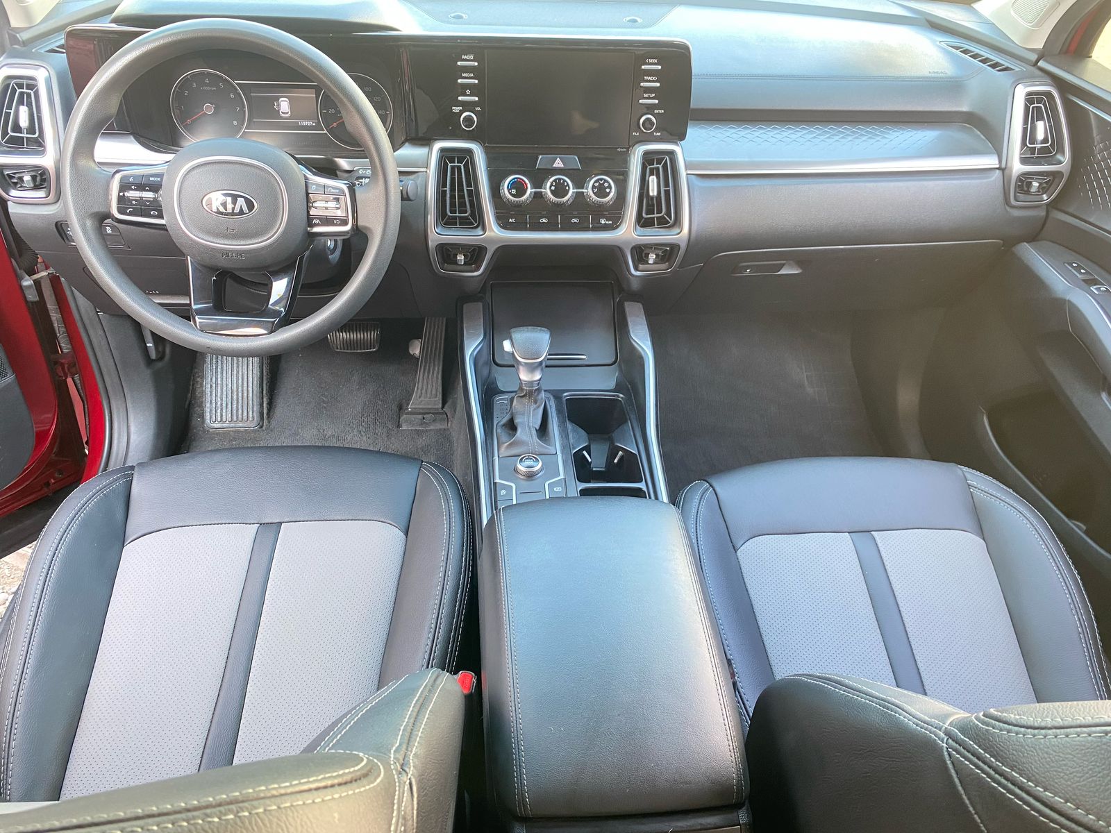 KIA SORENTO LX 2021  Foto 7274981-6.jpg