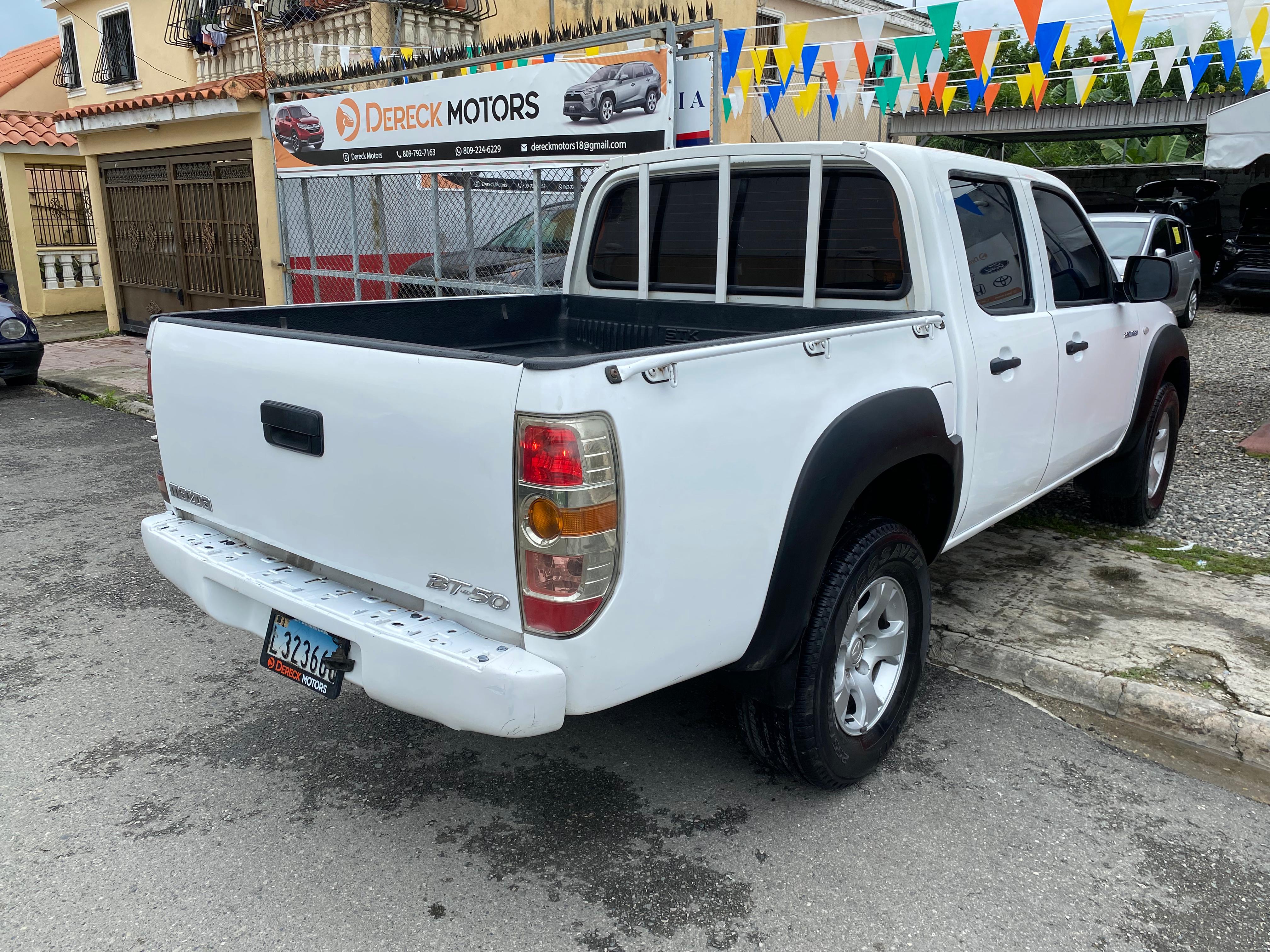 MAZDA BT 50 2013 Foto 7274982-4.jpg