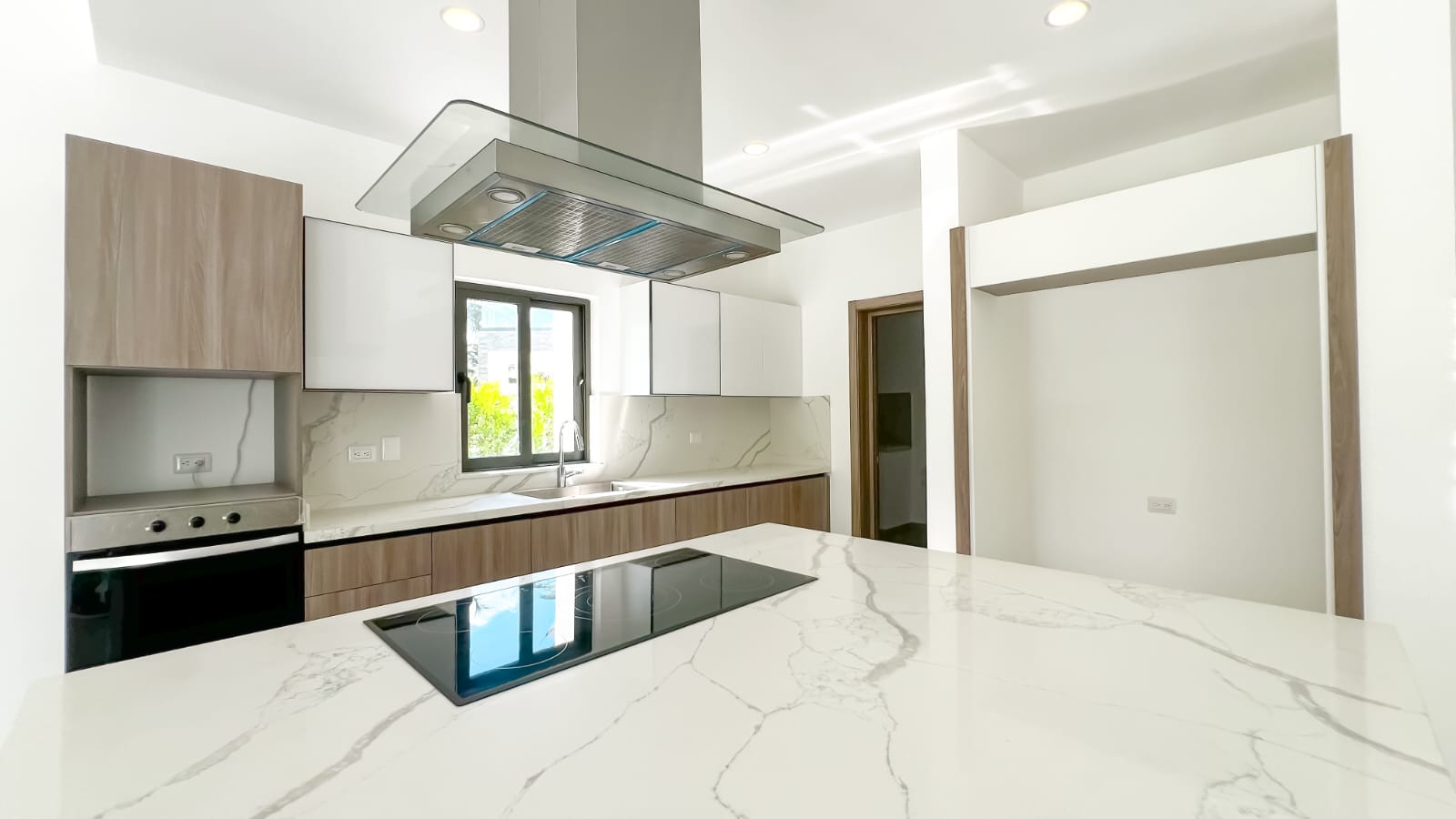 Villa en venta en Cocotal con línea blanca de 3 habitaciones Foto 7275003-10.jpg