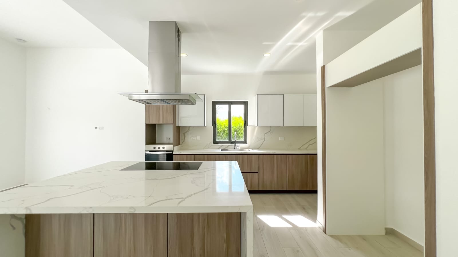 Villa en venta en Cocotal con línea blanca de 3 habitaciones Foto 7275003-15.jpg