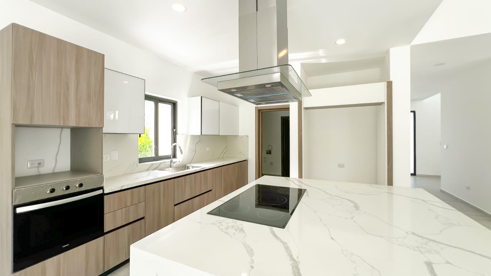 Villa en venta en Cocotal con línea blanca de 3 habitaciones Foto 7275003-2.jpg