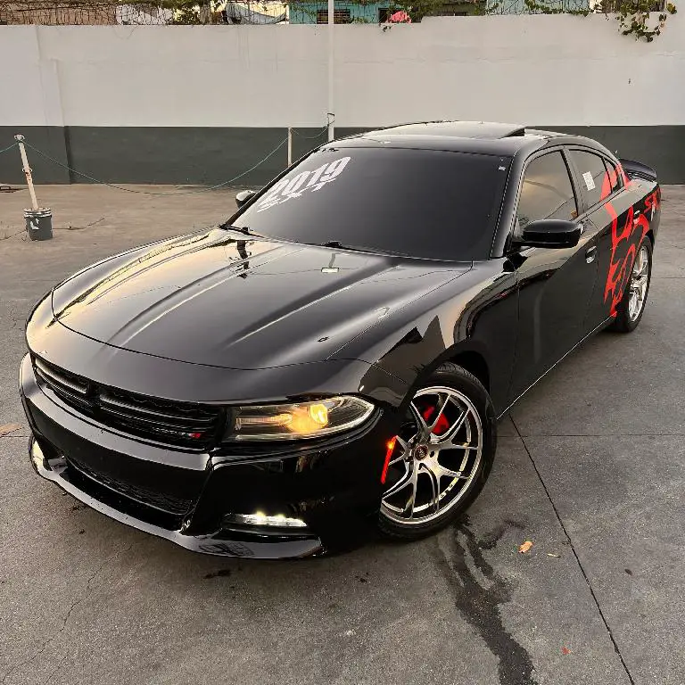 Dodge Charger SXT 2019 Foto 7275053-2.jpg