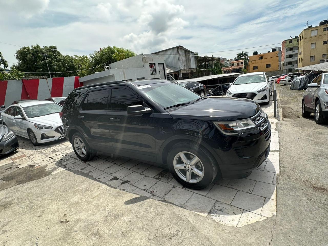 FORD EXPLORER NEGRA 2018 AMERICANO RECIEN IMPORTADO Foto 7275082-4.jpg