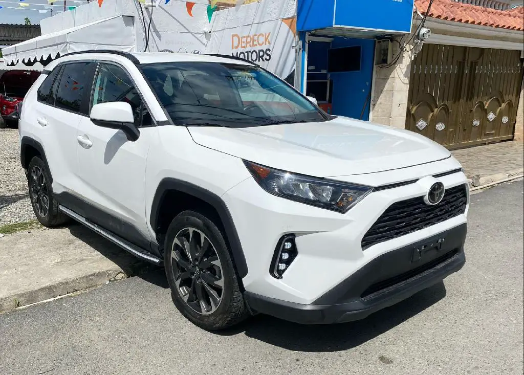 TOYOTA RAV4 LE 2021  Foto 7275291-2.jpg