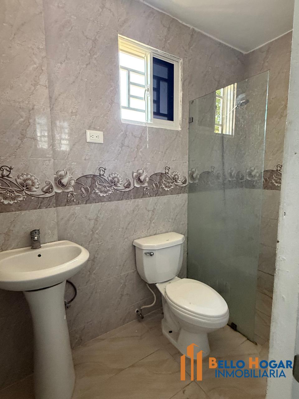 Se Vende Edificio de 7 Apartamentos perfecto para inversión US380000 Foto 7275296-6.jpg