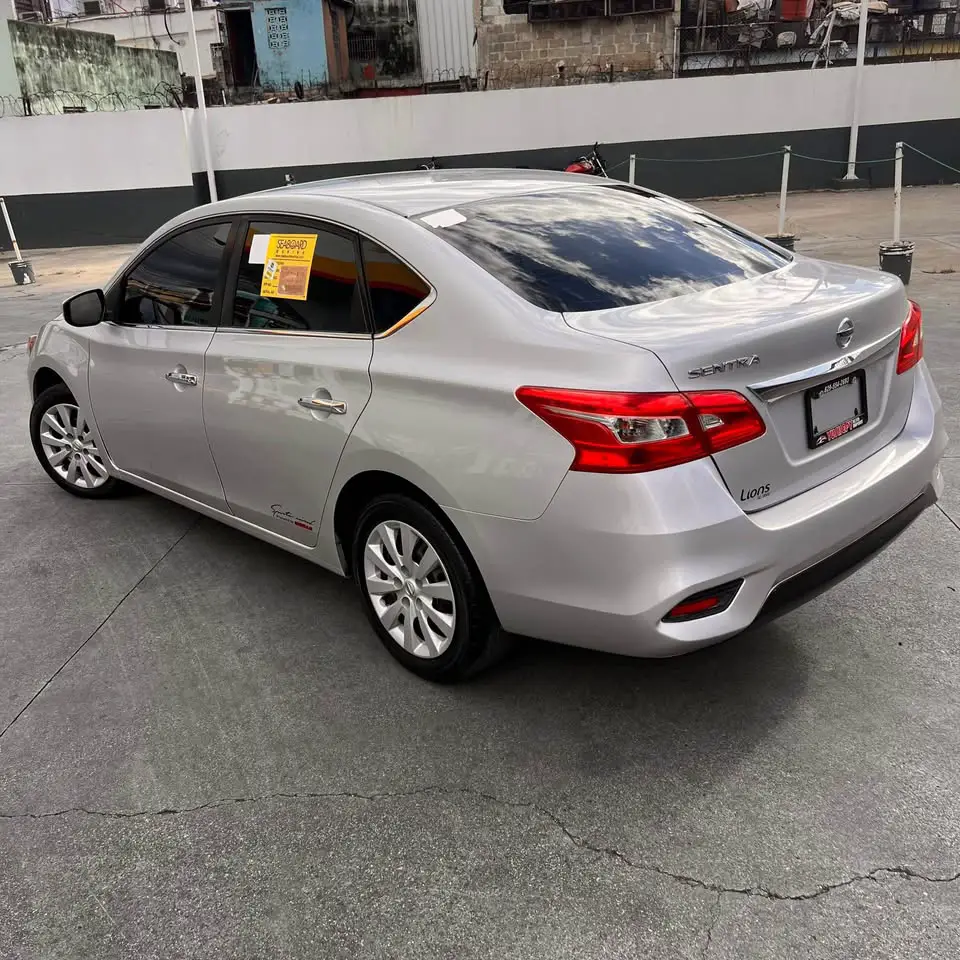 Nissan Sentra 2019  Foto 7276131-6.jpg