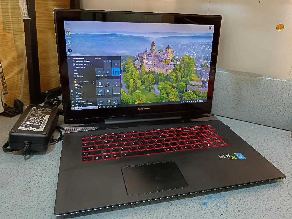 Laptop GAMER Lenovo Y70 17 pulg touch i7-4720HQ 256gb 16GB 4gb GeForce Foto 7276533-2.jpg