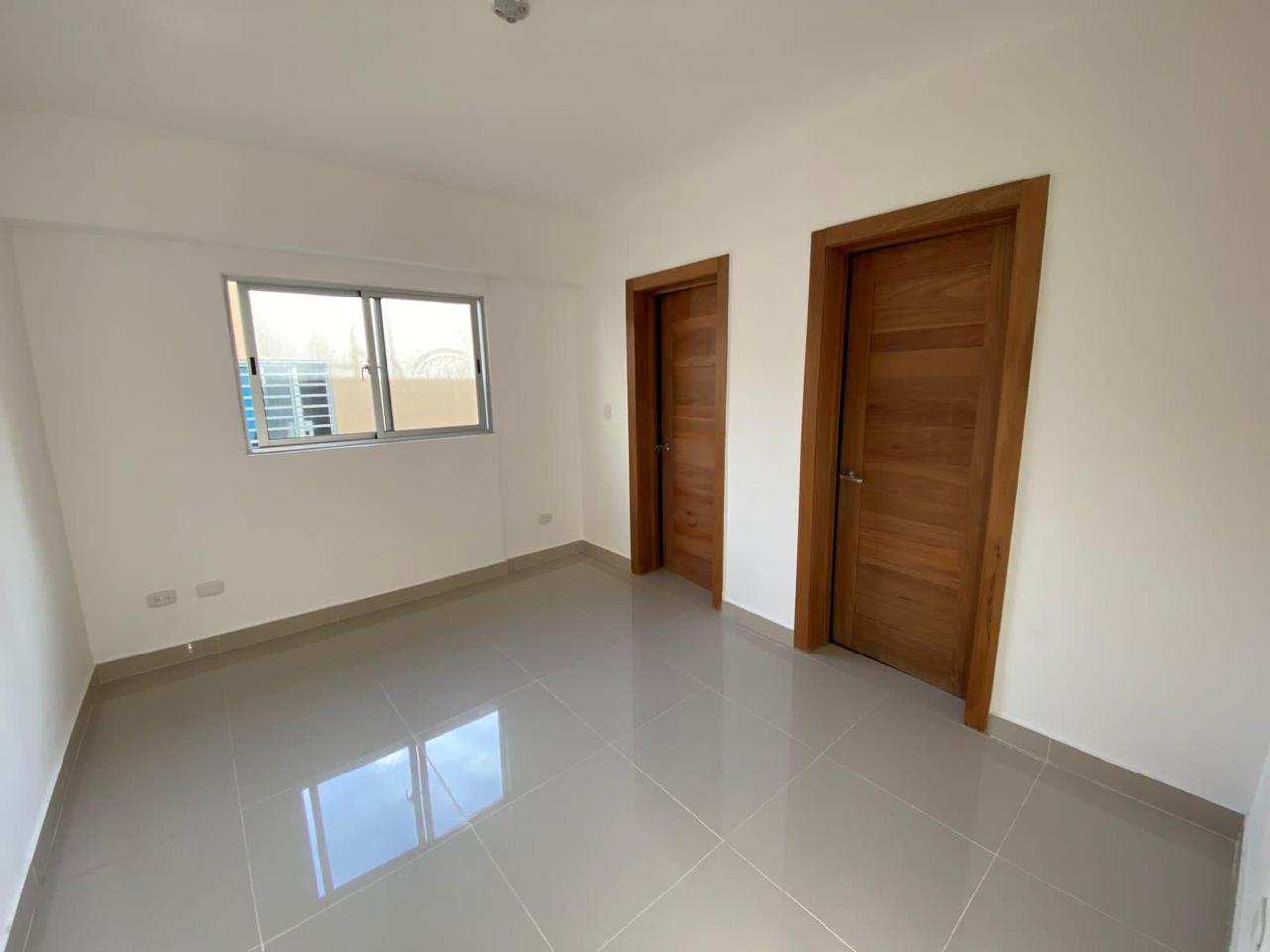 Apartamento de 2 Habitaciones en Venta en la Zona Universitaria.  Foto 7276575-6.jpg