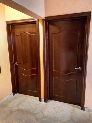 Instalador de puertas en madera  Foto 7276763-2.jpg