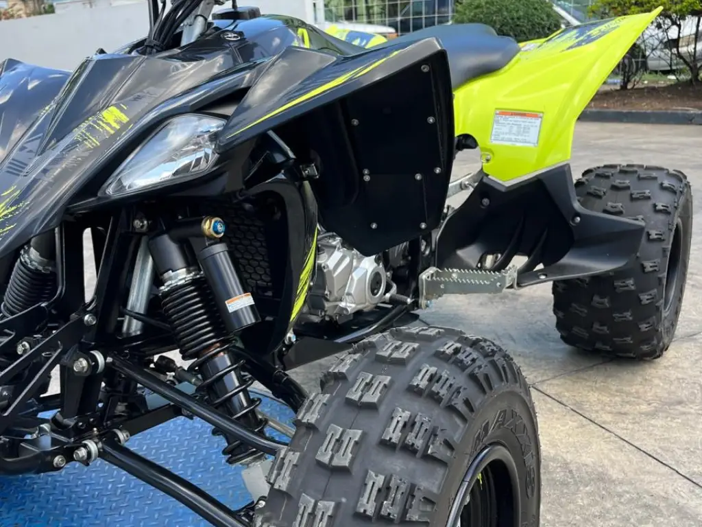 Yamaha YFZ450R 2021 en venta – Estado de exhibición Foto 7277030-4.jpg
