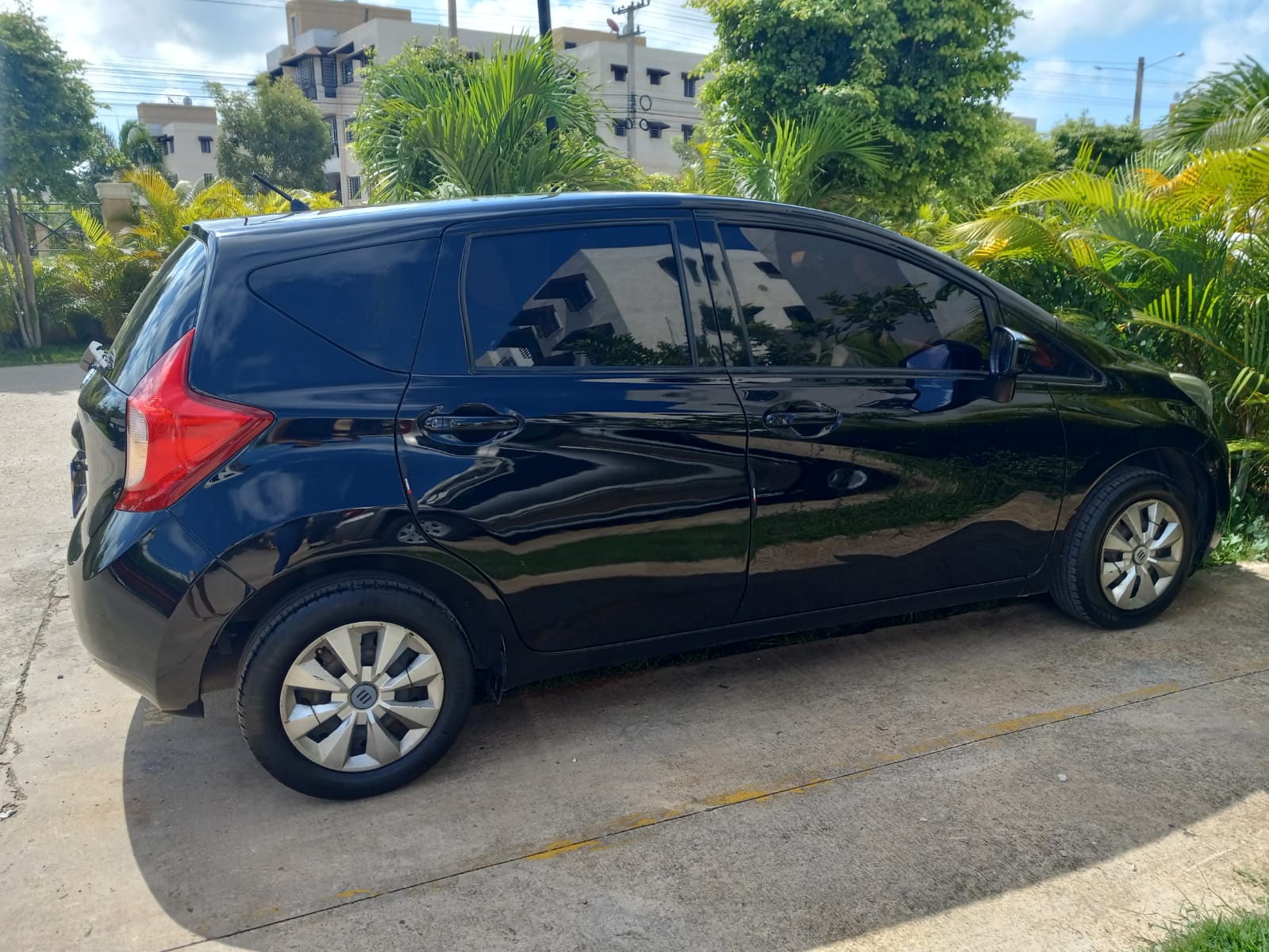 Vendo Nissan Note 2015 Foto 7277300-3.jpg