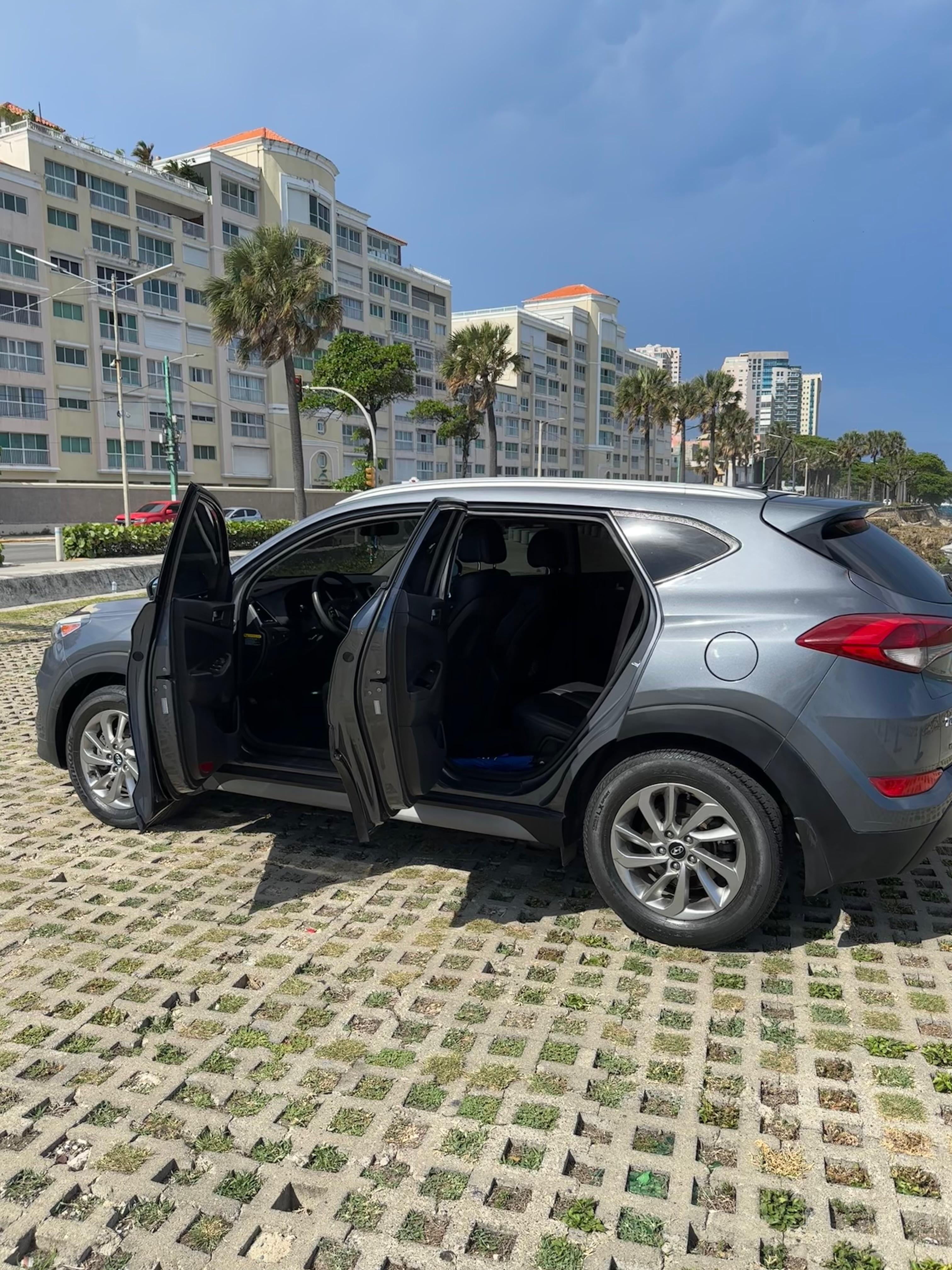 Vendo hyundai tucson 2017  único dueño en el país  Foto 7277333-10.jpg