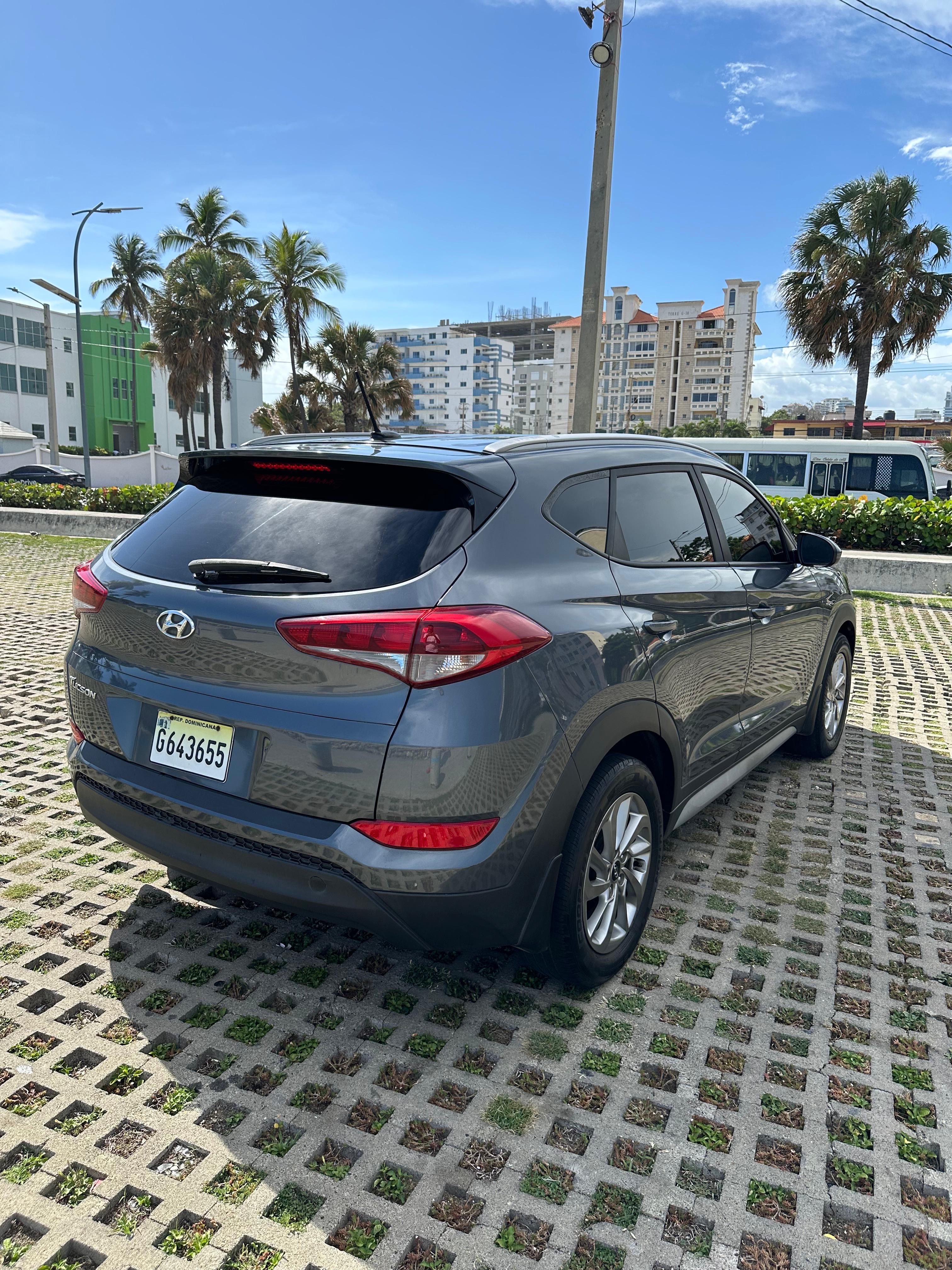 Vendo hyundai tucson 2017  único dueño en el país  Foto 7277333-5.jpg