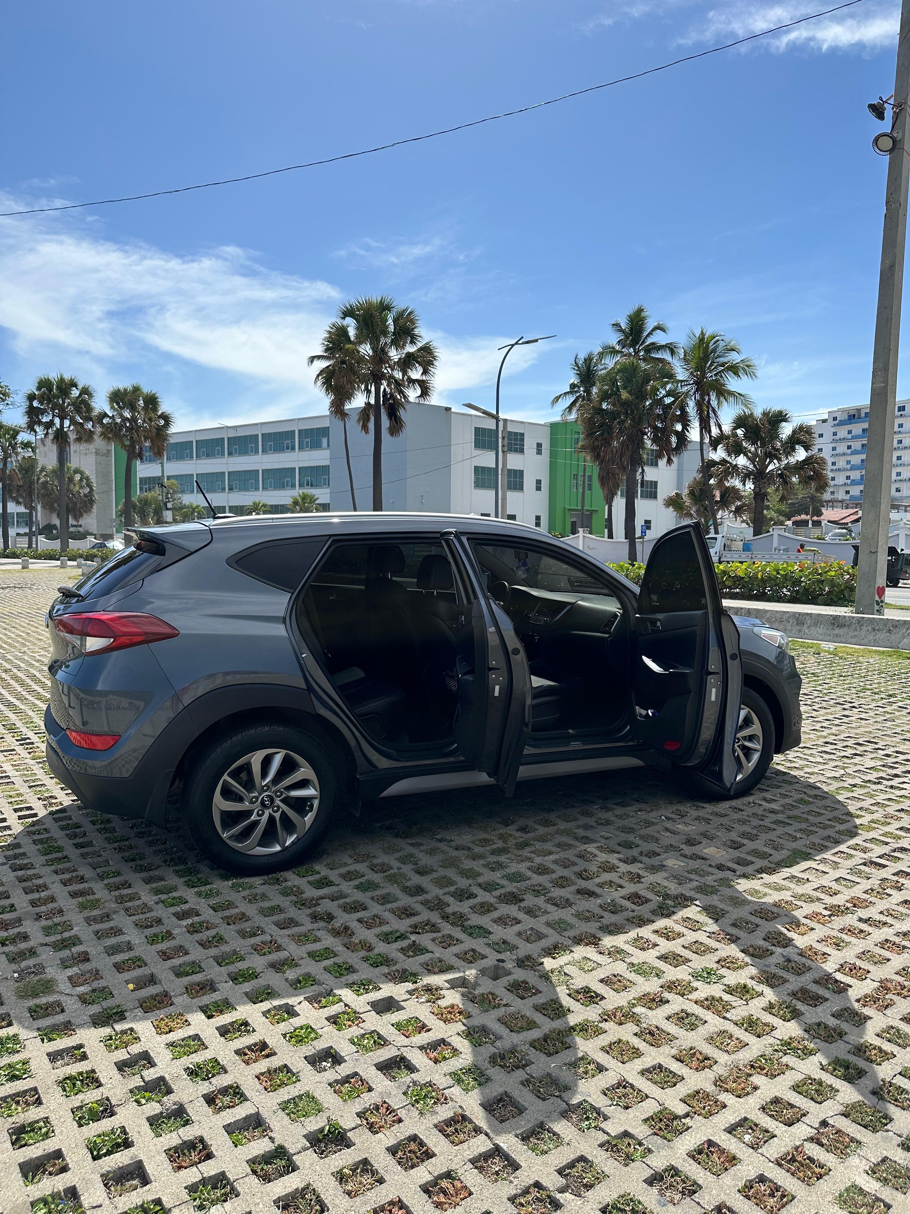 Vendo hyundai tucson 2017  único dueño en el país  Foto 7277333-8.jpg