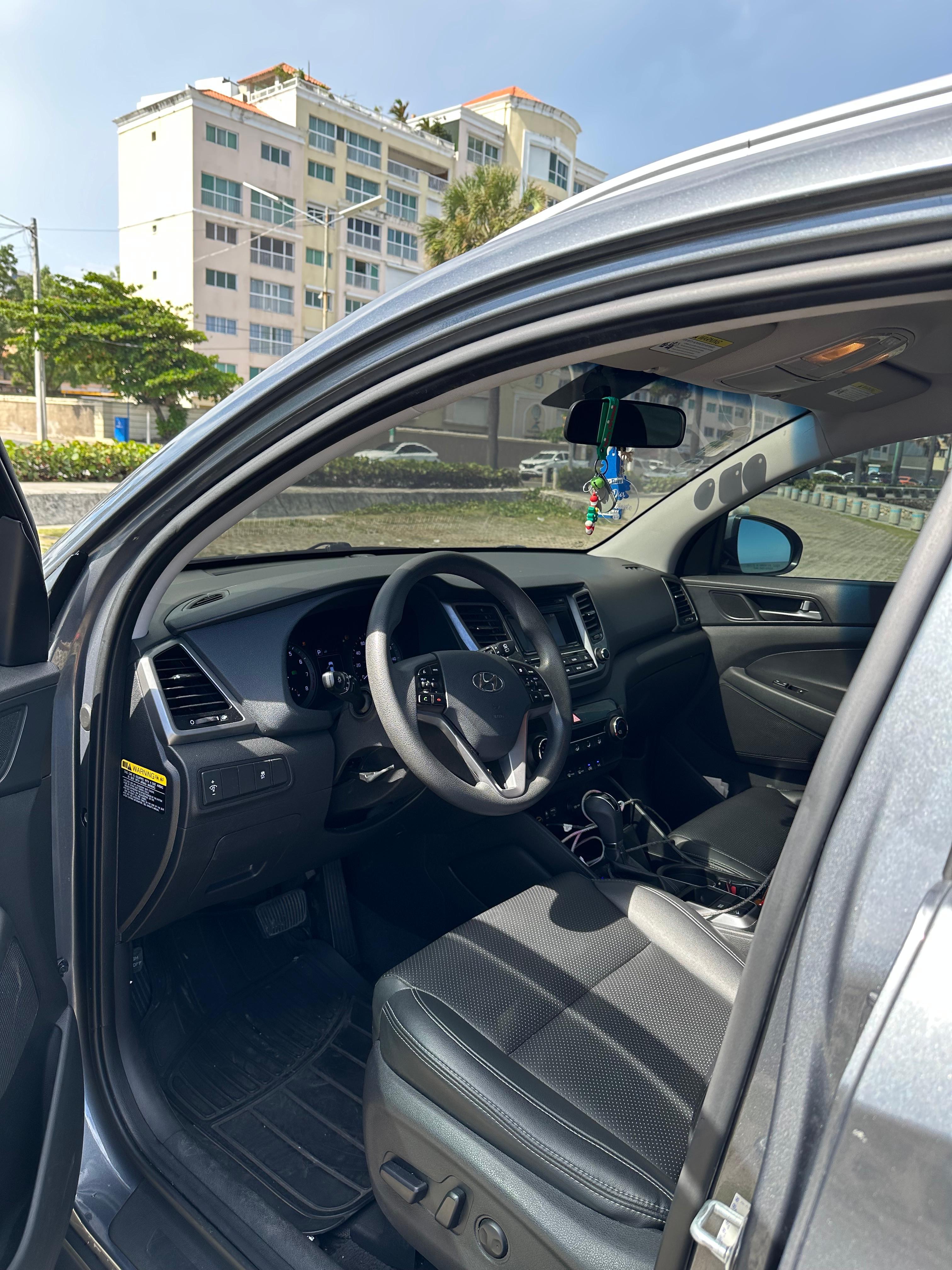 Vendo hyundai tucson 2017  único dueño en el país  Foto 7277333-9.jpg