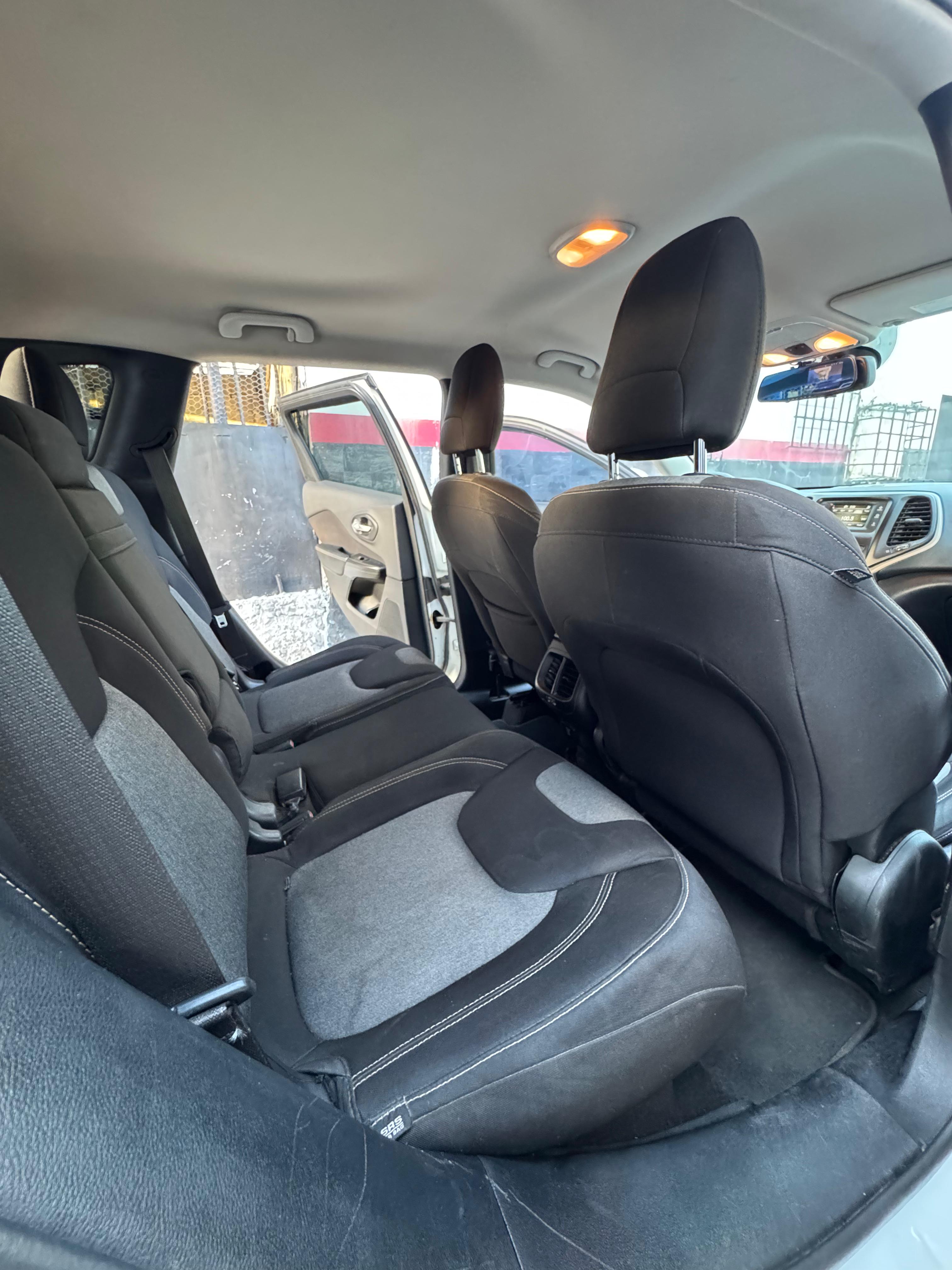 Grand cherokee latitud 2014 en óptimas condiciones  Foto 7277404-5.jpg