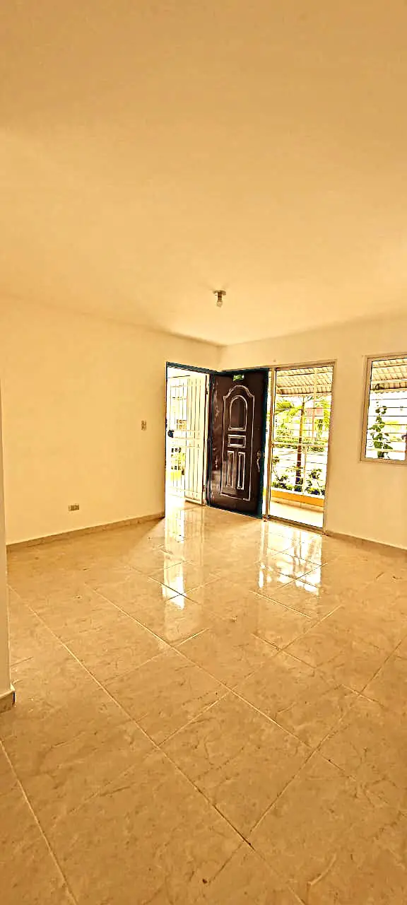 RENTA DE APARTAMENTO – PRIMER NIVEL EN RESIDENCIAL CERRADO Foto 7277427-5.jpg