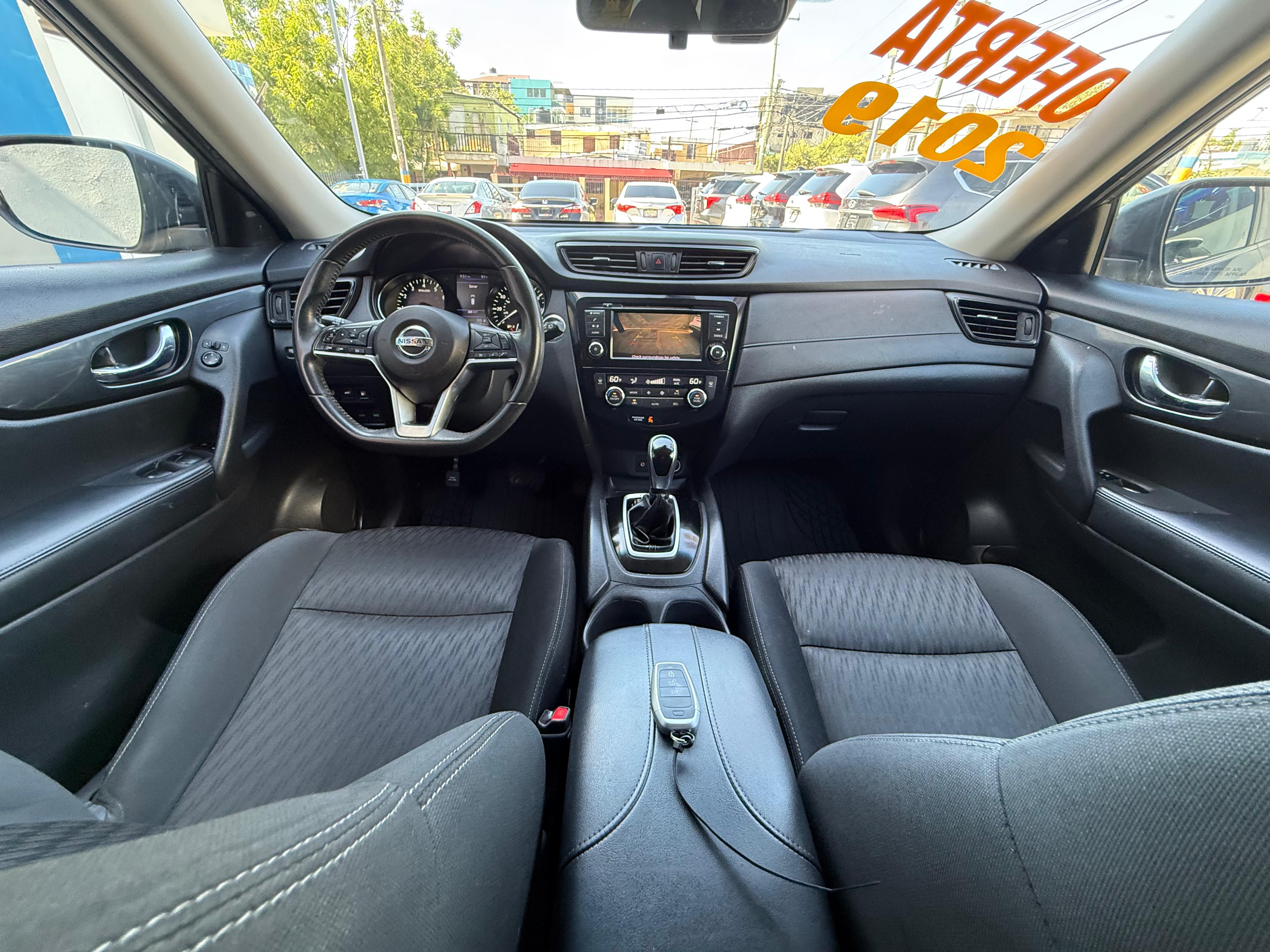 nissan rogue sv Foto 7277493-8.jpg