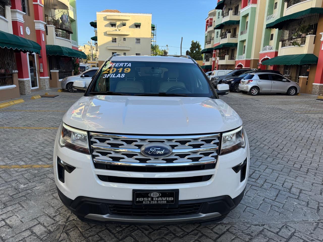 Ford Explorer XLT tres filas año 2019 Foto 7277495-2.jpg