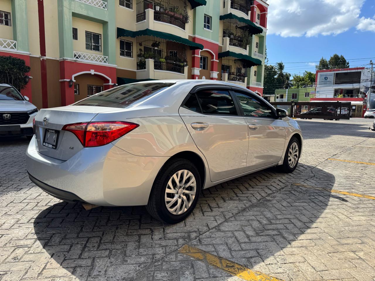Toyota Corolla LE año 2019 Foto 7277500-4.jpg