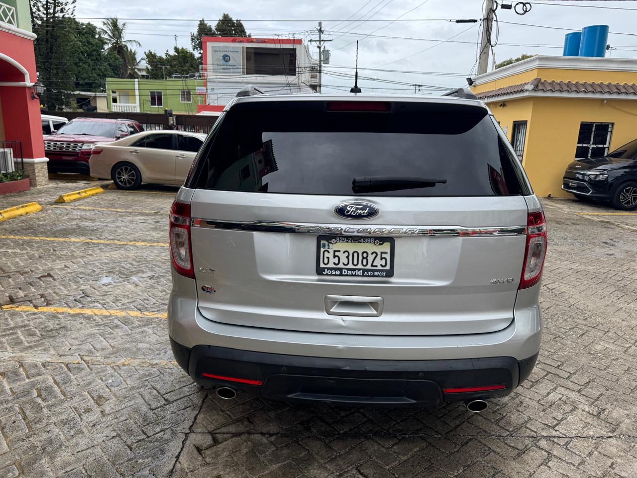 Ford Explorer XLT tres filas año 2015 Foto 7277503-5.jpg