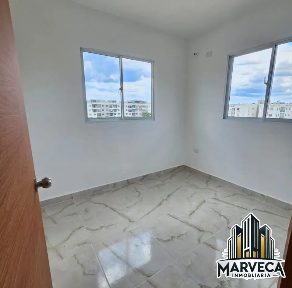 Un muy buen apartamento ubicado en la Ciudad Juan Bosch Foto 7277539-2.jpg