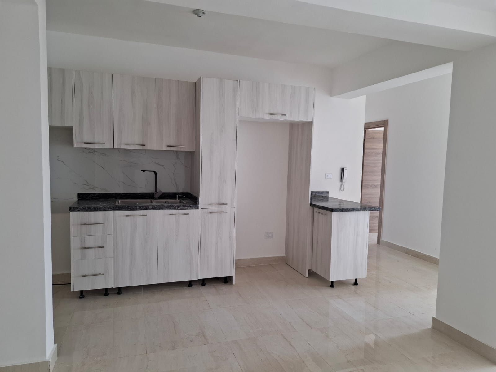 Apartamento de 2 Habitaciones en Venta en San Isidro.  Foto 7277913-7.jpg