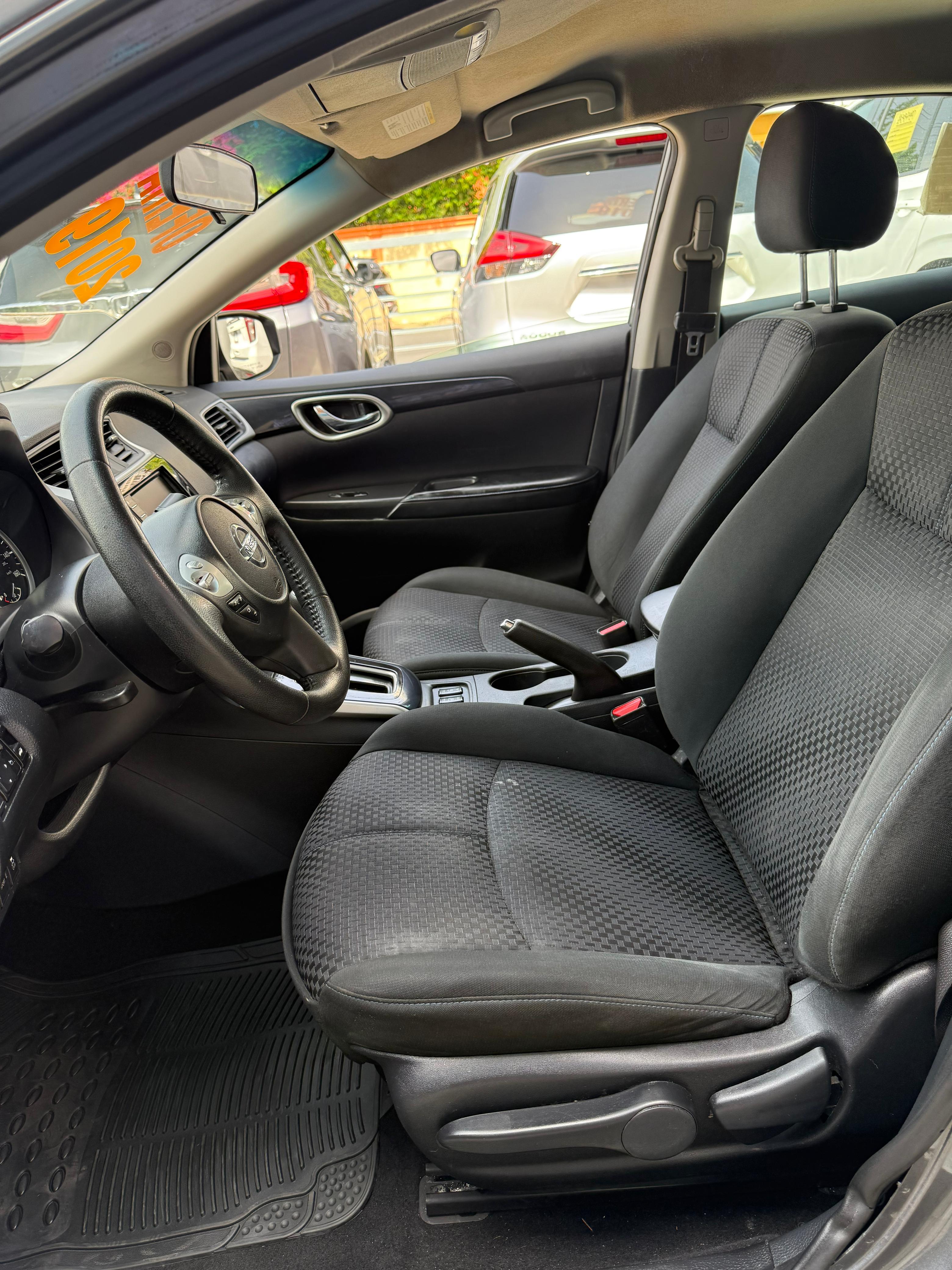 nissan sentra sr Foto 7278437-7.jpg