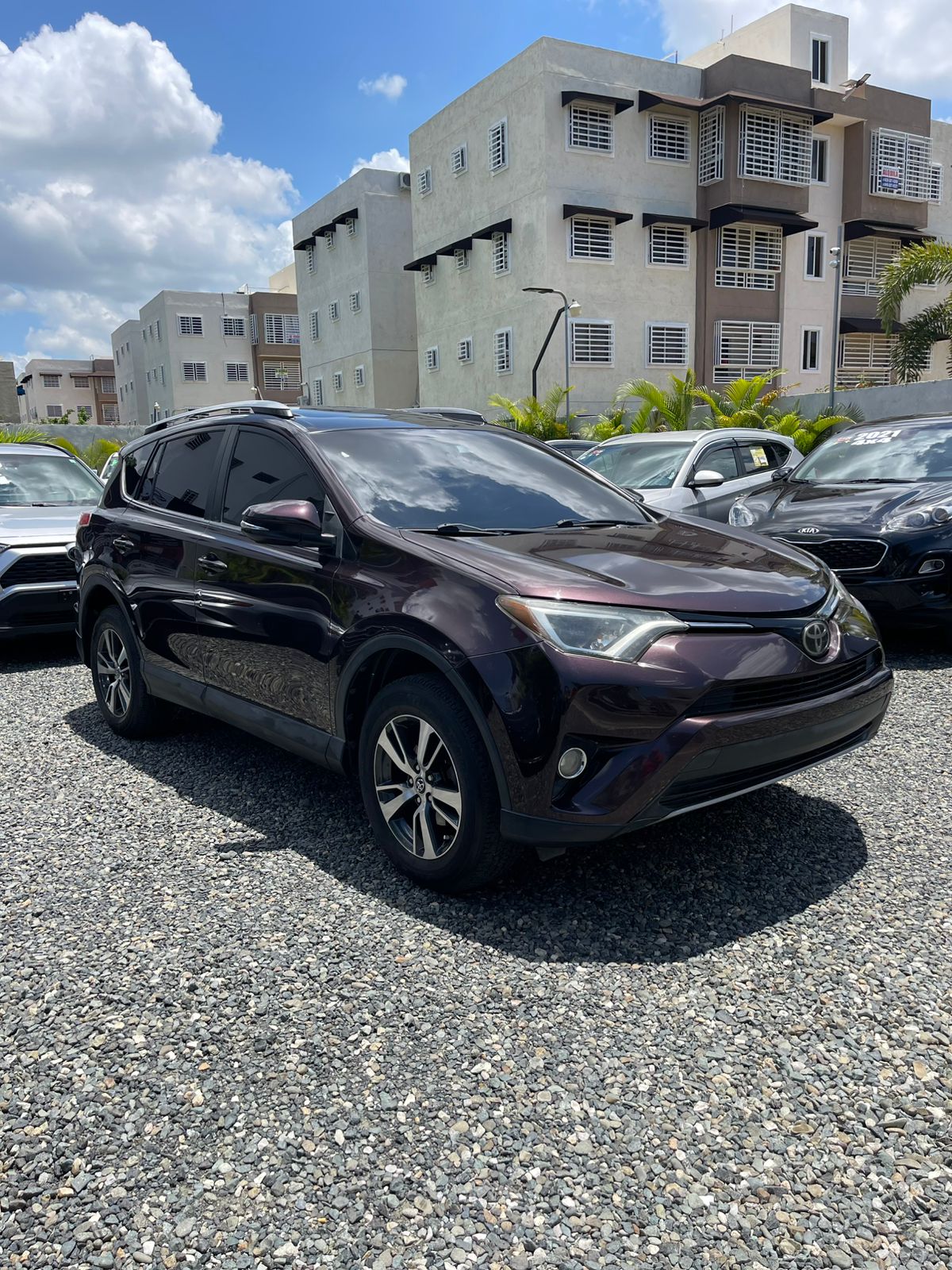 Toyota Rav4 - XLE 4x2 - Año 2017 Foto 7278949-1.jpg