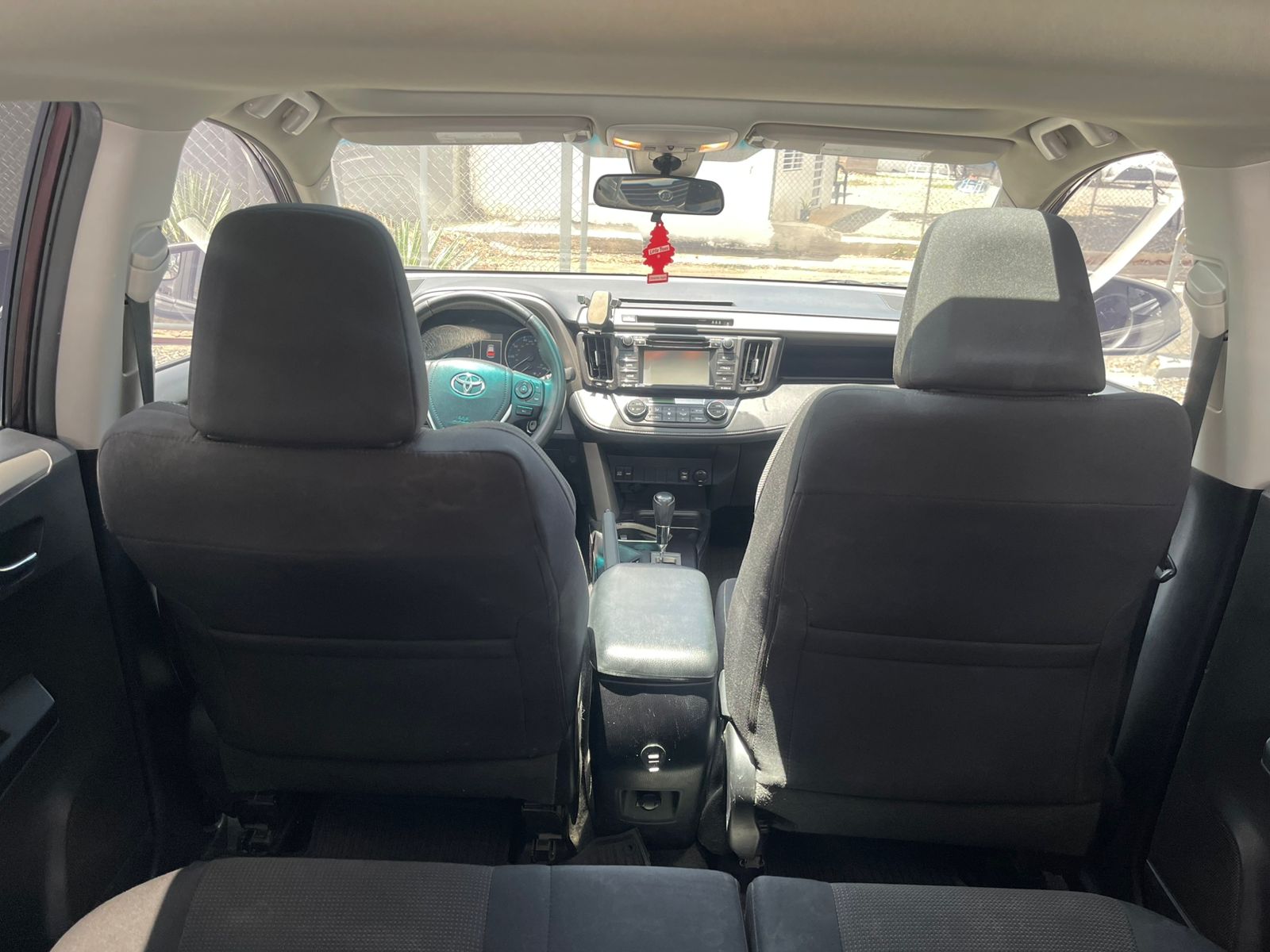 Toyota Rav4 - XLE 4x2 - Año 2017 Foto 7278949-5.jpg