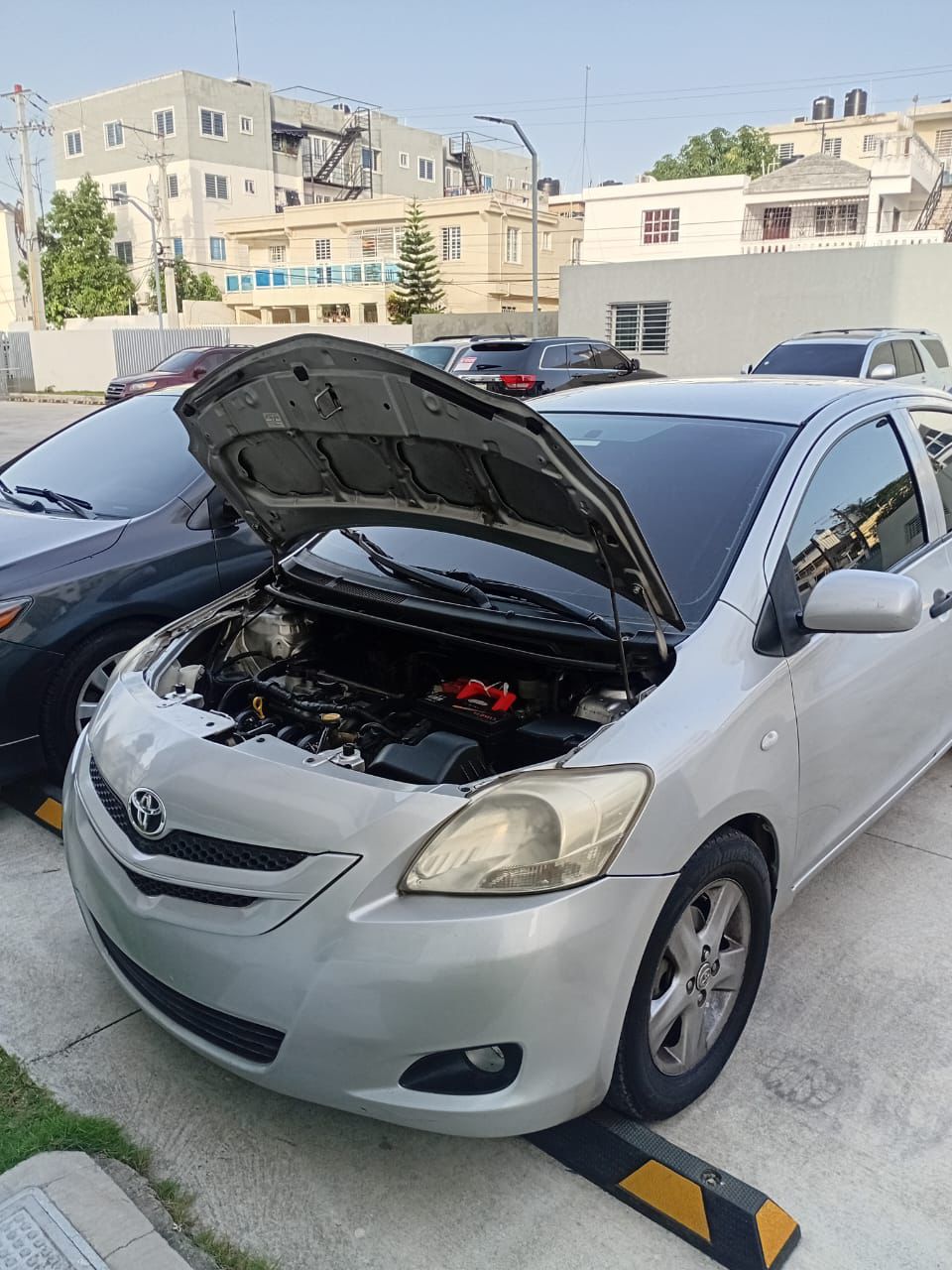 Toyota Yaris 2007 sedan Foto 7279067-5.jpg