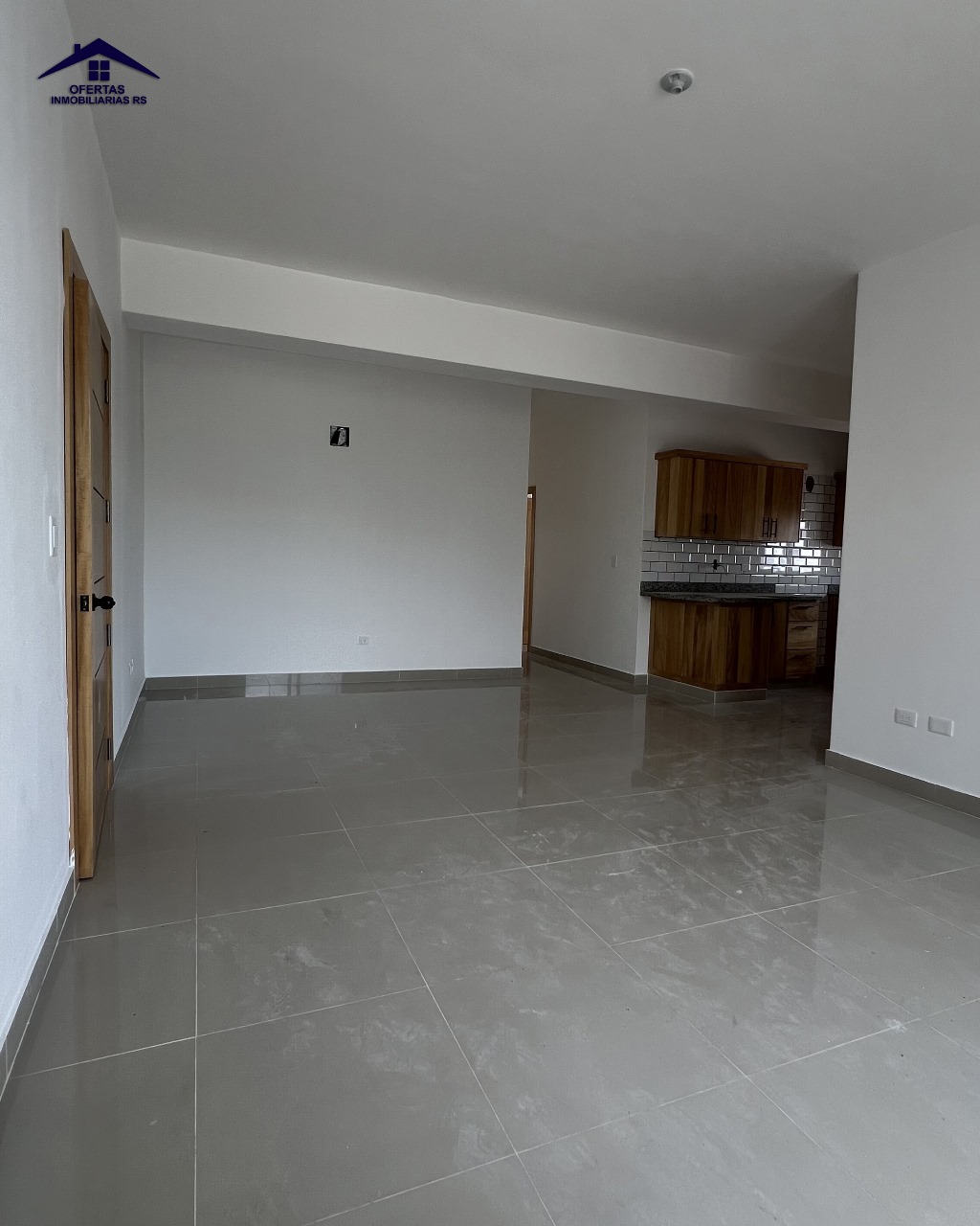 Se venden apartamentos en Torre Moderna en Tropical del Este Foto 7279161-7.jpg