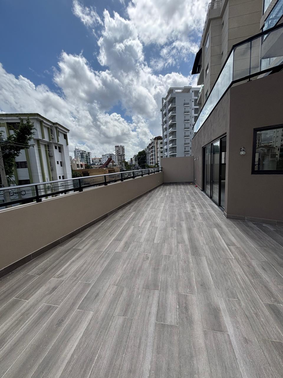 Venta de apto 2do nivel con terraza en Evaristo Morales Foto 7279383-13.jpg