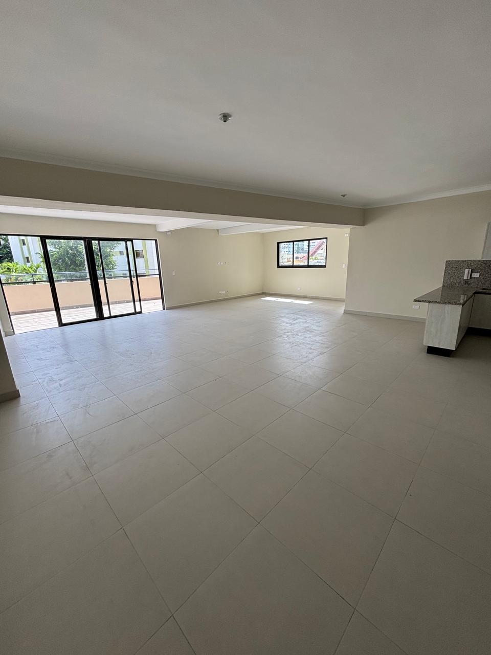 Venta de apto 2do nivel con terraza en Evaristo Morales Foto 7279383-15.jpg