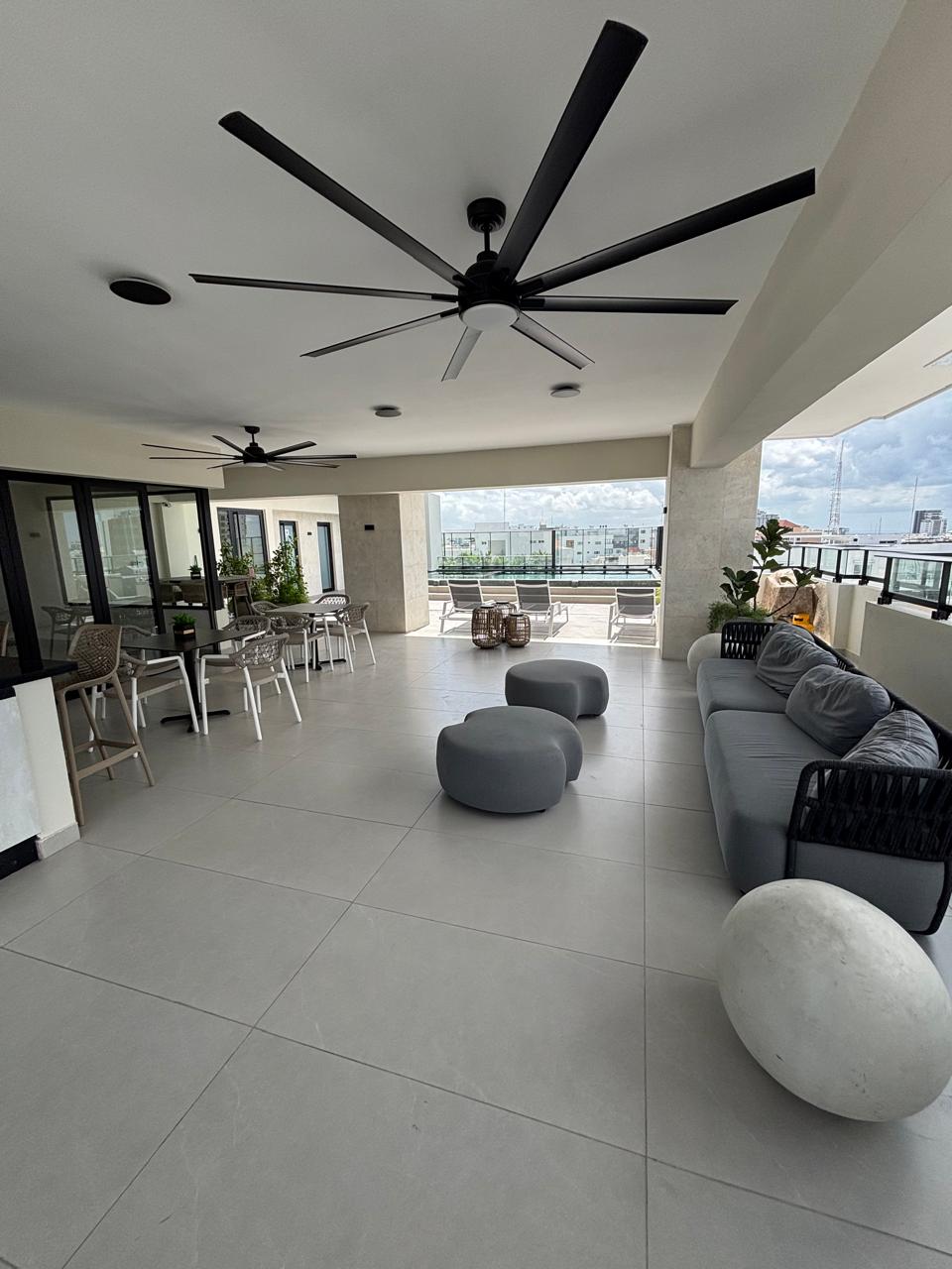 Venta de apto 2do nivel con terraza en Evaristo Morales Foto 7279383-4.jpg