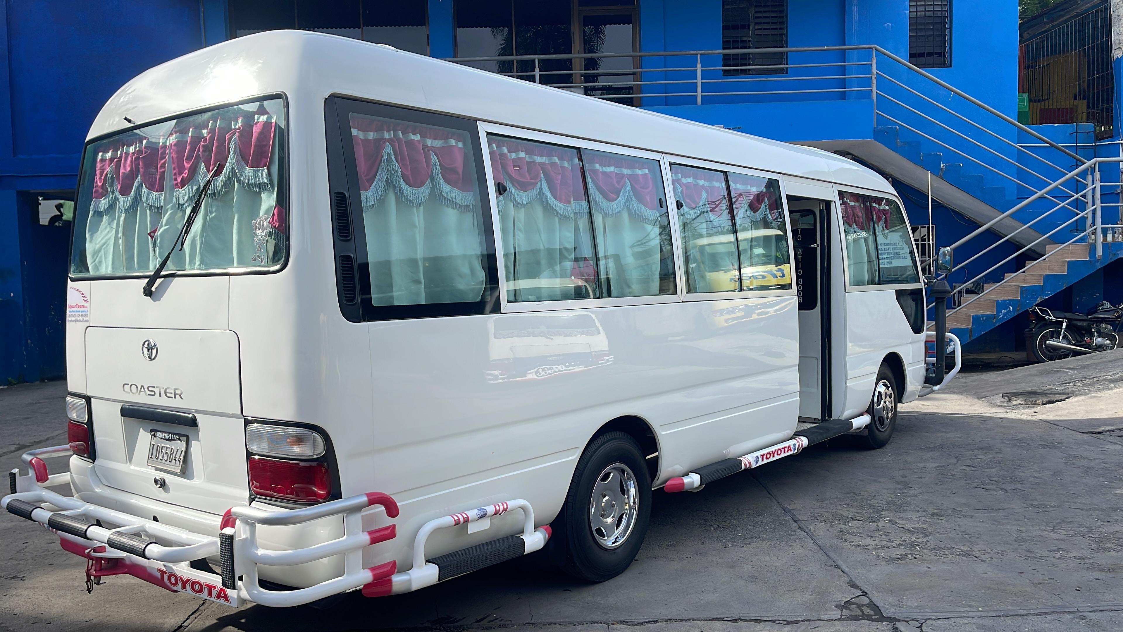 Toyota coaster 2010 Foto 7279768-3.jpg