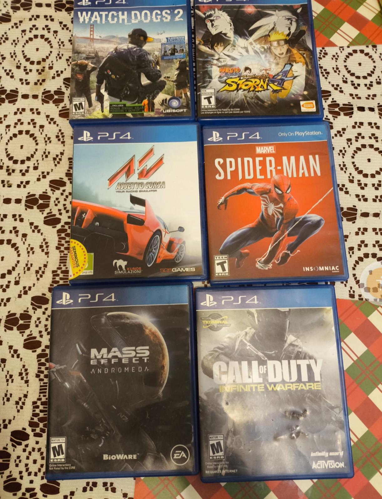 Playstation 4 normal  Foto 7279861-2.jpg