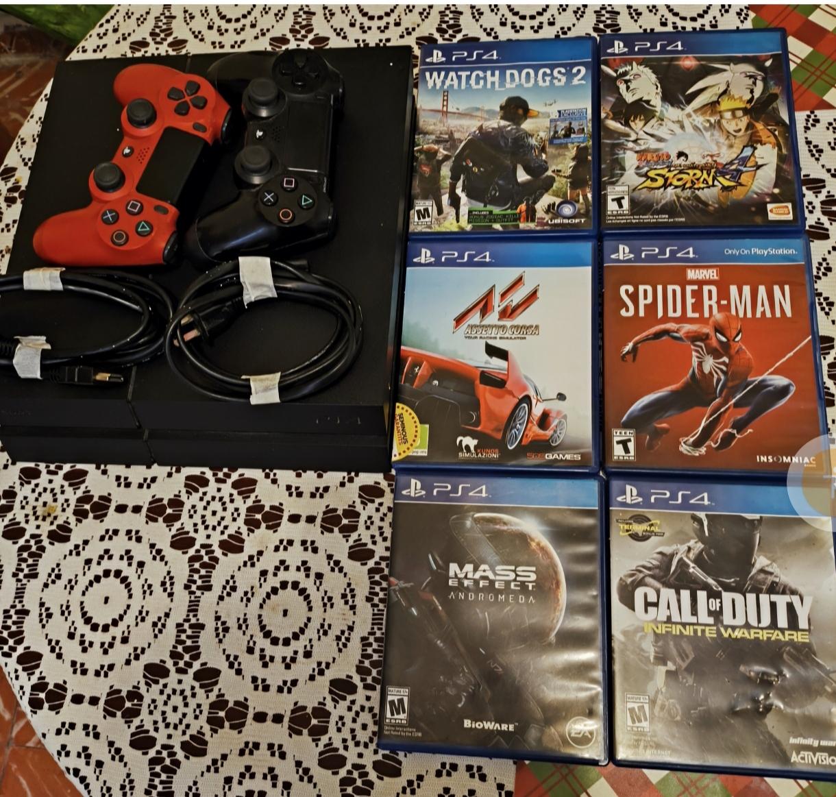 Playstation 4 normal  Foto 7279861-3.jpg