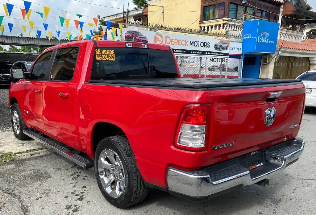 DODGE RAM 1500 BIGHORN 2019 Foto 7279883-3.jpg