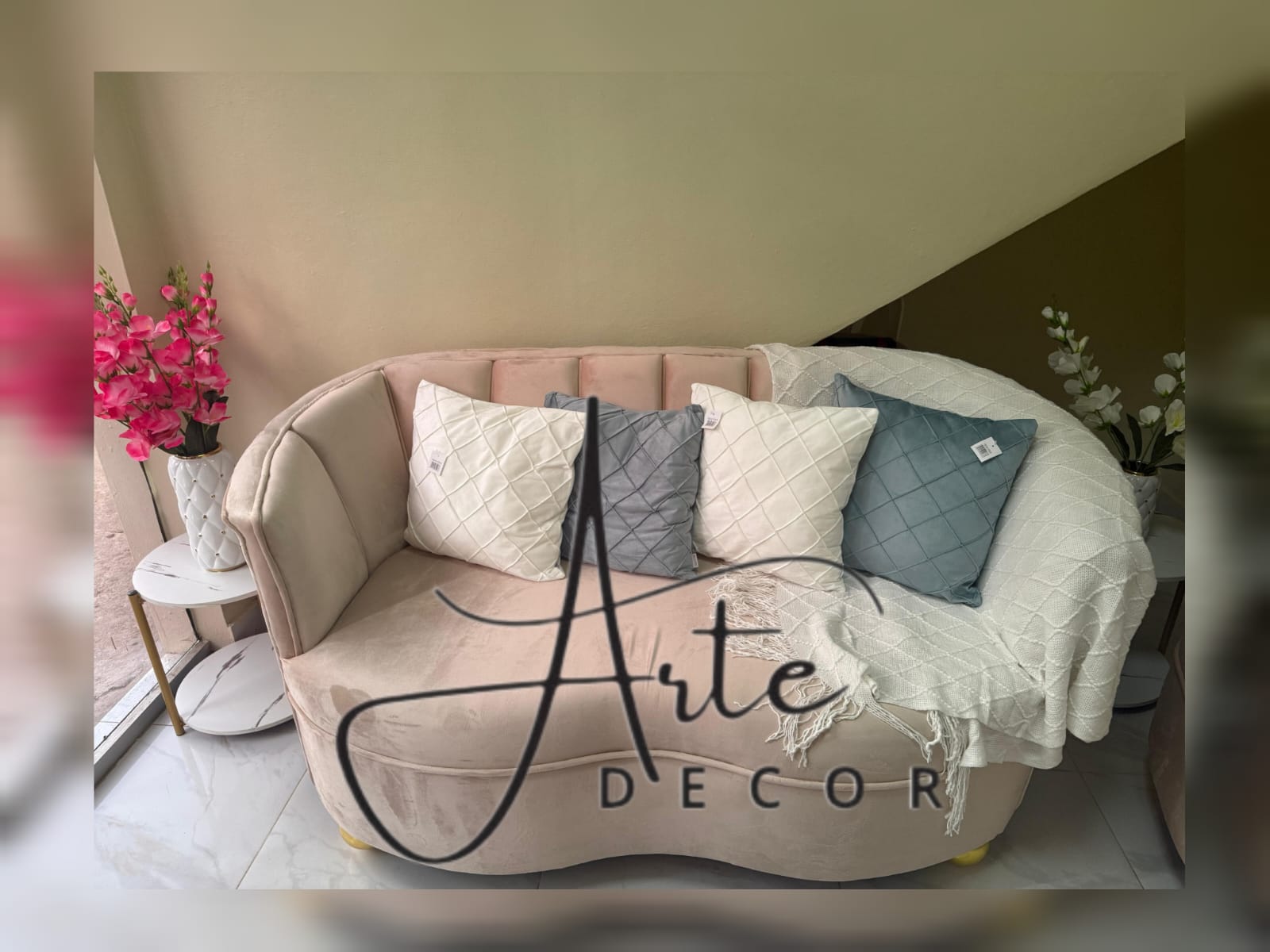 Juego de muebles  Foto 7279937-3.jpg