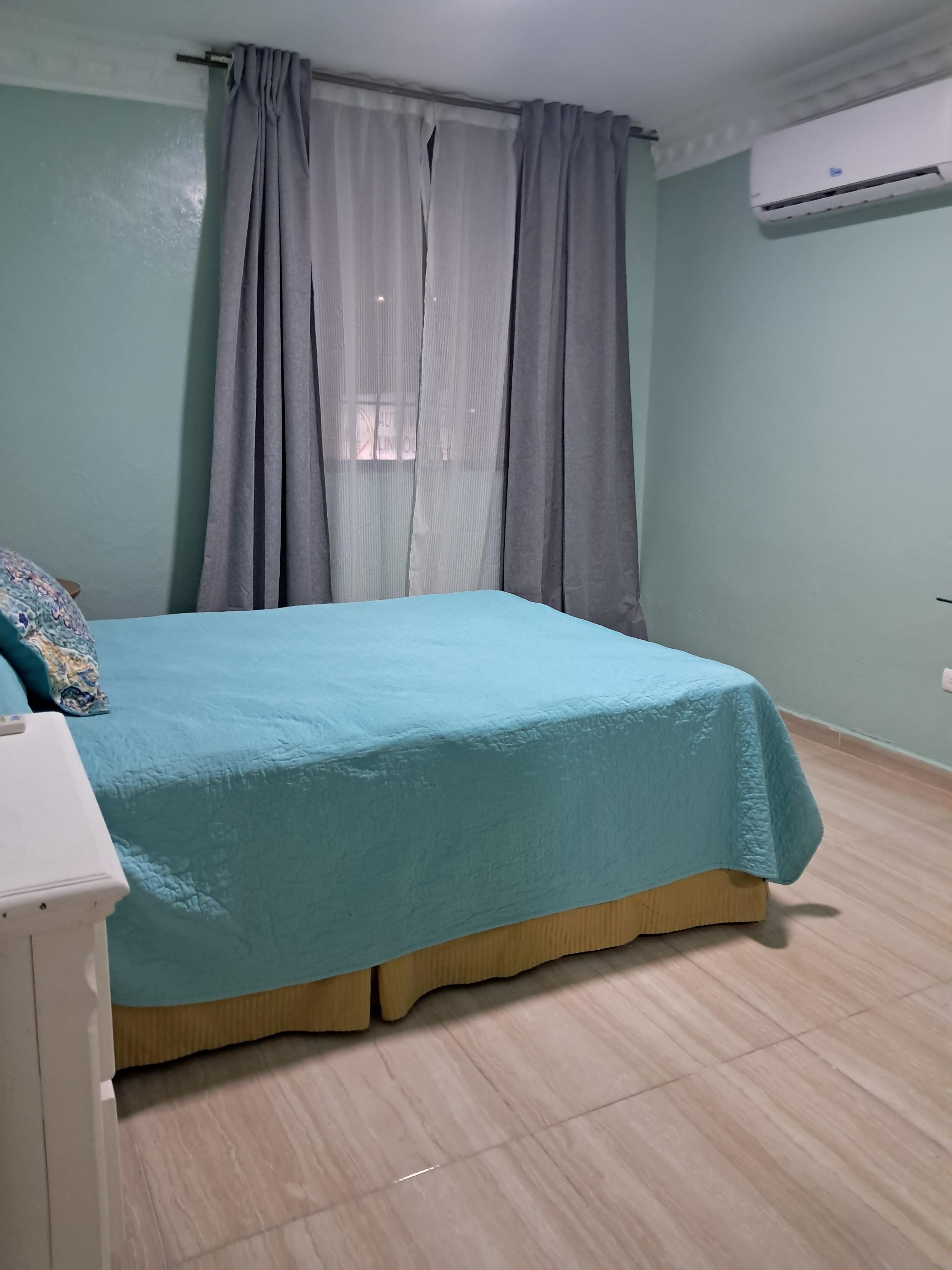 Alquilo habitación amueblada Avenida abraham lincoln  Foto 7279962-3.jpg