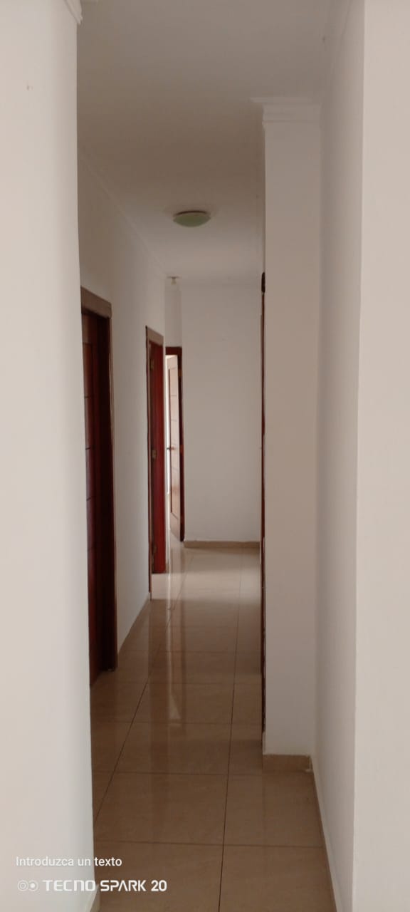Se Vende Apartamento En Paraíso Oriental Por El Jumbo De La Aut De San Foto 7280029-3.jpg