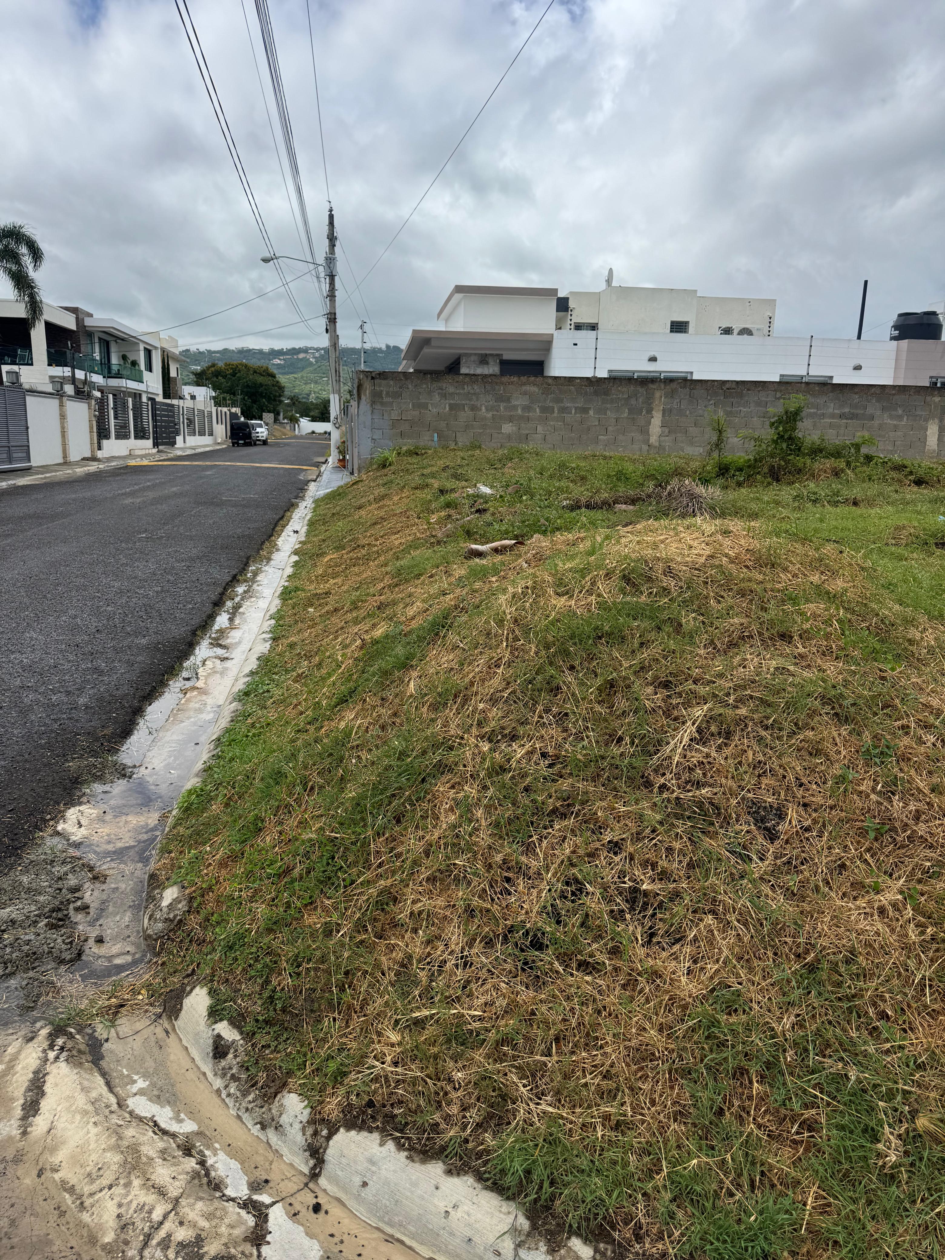 Venta de Solar en Residencial Cerrado – Los Llanos de Gurabo Santiago Foto 7280030-6.jpg
