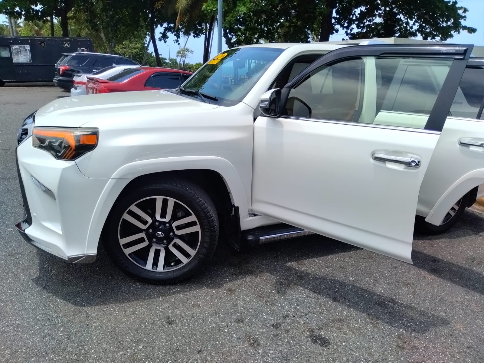 Toyota 4Runner 2016 Limited con Kit Lexus – Estilo potencia y exclusiv Foto 7280046-11.jpg