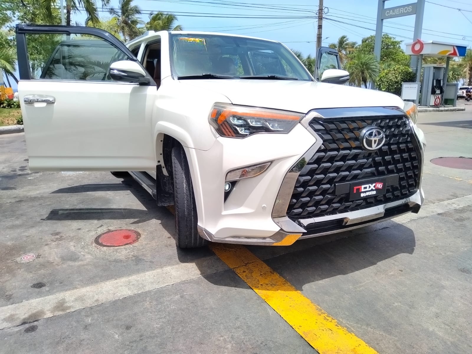 Toyota 4Runner 2016 Limited con Kit Lexus – Estilo potencia y exclusiv Foto 7280046-8.jpg