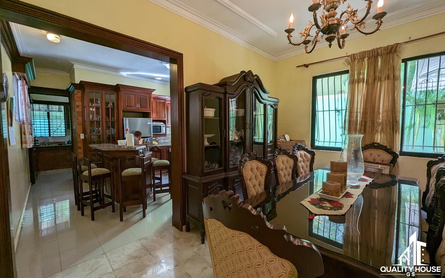 Casa de oportunidad para la familia en Los Tres Ojos Avenida Charles d Foto 7280055-10.jpg